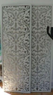 Wrought Iron Heavy Rose Center Divide Wall Window Garden Accent - Image 1 of 4