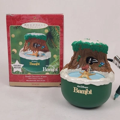 Disney Hallmark Bambi descubre invierno movimiento mágico adorno de Navidad de colección 2001 Foto 1 de 4