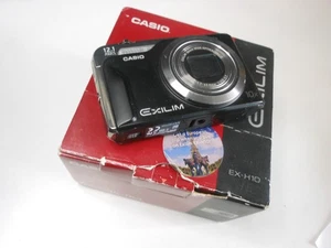 Casio EXILIM Hi-Zoom EX-H10 12.1MP Digital Camera - Black With Accessories - Picture 1 of 10