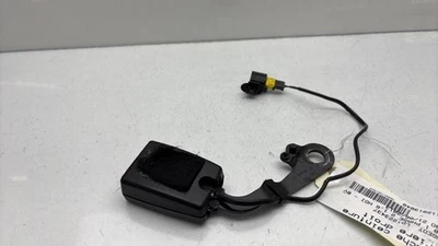 Enganche de cinturón trasero derecho PEUGEOT 5008 1 PHASE 2 9681984480 - Imagen 1 de 4