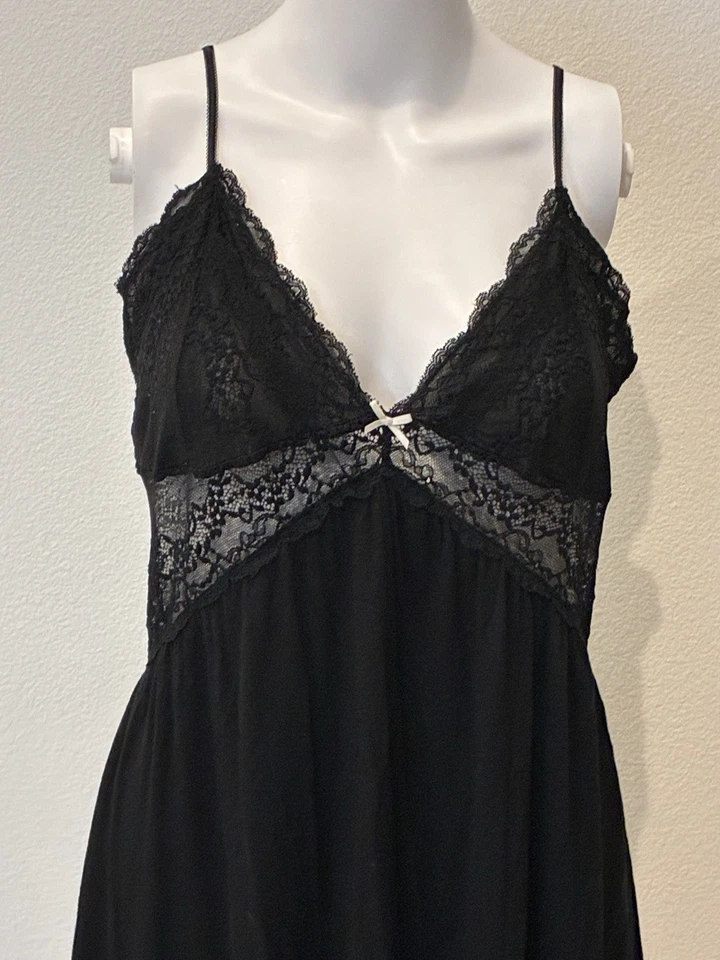 Vera Wang 蕾丝黑色娃娃夜装 L 码 Y2K 泰迪性感约会之夜蜜月 — 第 1/4 张图片