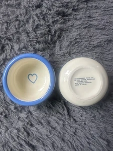 Gooseberry Patch 2001 Set Of 2 Boston Warehouse Pinch Bowls With Blue Heart - Picture 1 of 8