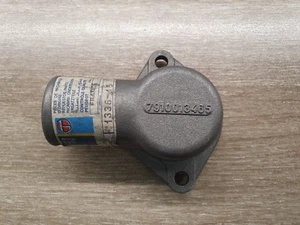 PEUGEOT 104 THERMOSTAT COVER 133615 - Bild 1 von 2