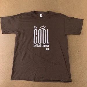 Anvil Youth Size XL Brown The Cool Kid Just Showed Up Graphic T-Shirt New - Picture 1 of 4