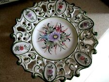 STUNNING POTTERY CUT OUT WALL PLATE,FROM PORTUGAL,GREEN EDGE,25 CM