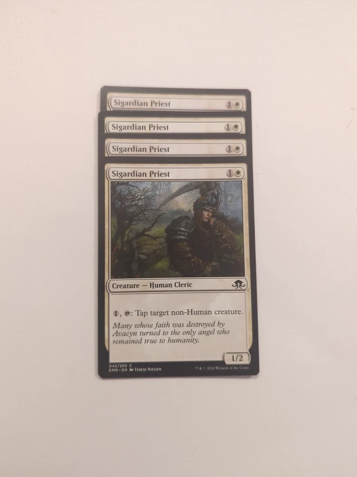 (4) Sigardian Priest *PLAYSET* Eldritch Moon Regular NM MTG - Image 1 of 1