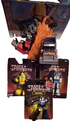 Transformers Mixed Toys Lot of 8 Bumblebee g1 keychain Figural Optimus Prime +Mo - Image 1 of 4