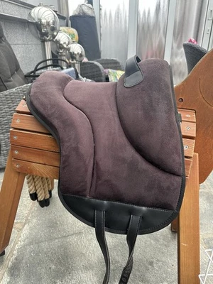 Amazon Kinder Reitpet  - Bild 1 von 3