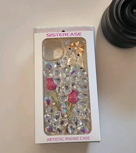 SisterCase Flor Colocada a Mano Gafas Diamantes con Mariposas iPhone 15 Plus - Imagen 1 de 7