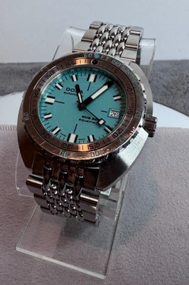 DOXA SUB 300T Aquamarine Blue Dial, Automatic 43mm Dive Watch, Ref. 3505808 - Image 1 of 4