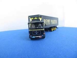 Herpa MAN F8 Remy Martin Cognac Koffersattelzug - Bild 1 von 6