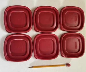 6 Rubbermaid Red Easy Find 7J58 Replacement Lids 4.25” Square - Imagen 1 de 4