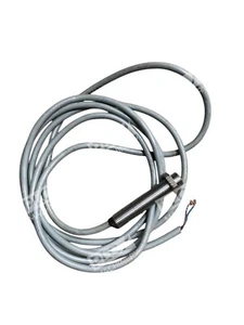Turck 2mm 20-250VAC 10-300VDC 100mA Inductive Proximity Sensor BI2-G12-AZ33X - Picture 1 of 2