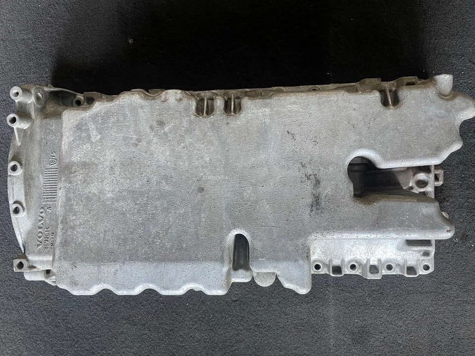 Volvo S40 G70 2004-2010 2,5 L T5 - cárter de aceite 8692614 OEM Foto 1 de 4