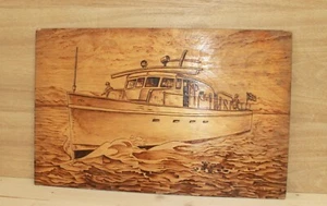 Vintage handgefertigte Pyrographie Holz Wandbehang Plakette Meereslandschaft Yacht signiert - Bild 1 von 7