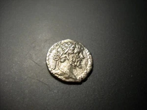 Septimus Severus AR Denarius 197-198 dC - Imagen 1 de 2