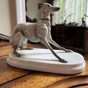 VINTAGE MICHAEL SUTTY Made In England Porcelain Modelled Hand Painted GREYHOUND - Picture 1 of 19