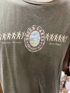 DESCHUTES BREWERY Camiseta Bend Oregon Cerveza Pequeña Verde Lagos Orgánica Ale - Imagen 1 de 6