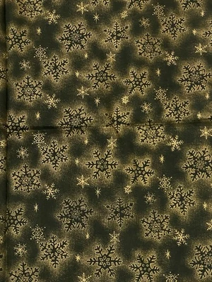 Exclusively Jo-Ann's RED International Textiles Green Gold Snowflakes 32 in x 42 - Image 1 of 3