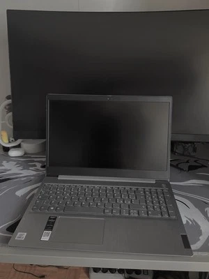 Lenovo IdeaPad 3 15IML05 15,6" (Intel Core i3-10110U, 8GB RAM, 256GB SSD) Laptop - Immagine 1 di 4