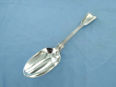 AN ANTIQUE  STERLING SILVER FIDDLE THREAD SOUP SPOON. LONDON 1847. - Image 1 of 4