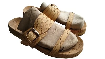 Talla 6- Sandalias COACH A6157 CORTE SOLEADO SERPIENTE para Mujer Cuero Corcho Bronceado Claro $140  Foto 1 de 4