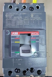 ABB XT1N 125 SACE TMAX CIRCUIT BREAKER, 3 POLE 90A - Picture 1 of 2