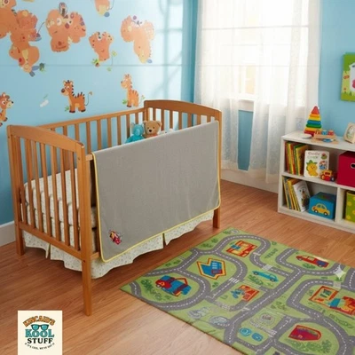 Manta Disney Pixar Cars Lightning McQueen 50"x60" borde verde neón Foto 1 de 4