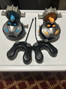 Kid Galaxy Radio Controlled Bumper Cars Remote Bump n Chuck Toy Interactive RC - Picture 1 of 4