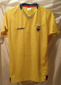 Ecuador National Team Soccer Jersey Yellow Shirt Mens Size Small F.E.F. - Picture 1 of 3