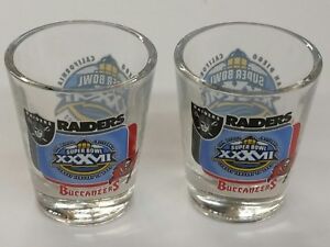 NFL Tampa Bay Buccaneers - Oakland Raiders Super Bowl 37 Shot Glass (Set of 2) R