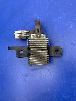 Módulo de control de resistencia de luz de circulación Lexus Rx300 2002 82695-48010 fabricante original Foto 1 de 4