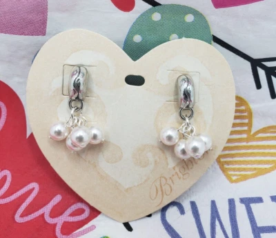 Brighton MIMOSA ~ ¡RARO! Pendientes BLANCOS MULTIPERLA DROP ~ NUEVOS ~ MÁS DE 30 VENDIDOS ~ ¡LIMITADOS! Foto 1 de 2