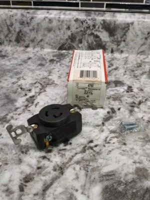 Legrand Pass & Seymour 4760 Turnlok Receptacle 15A 277VAC 2P 3W Grdg NEMA L7-15R - Image 1 of 4