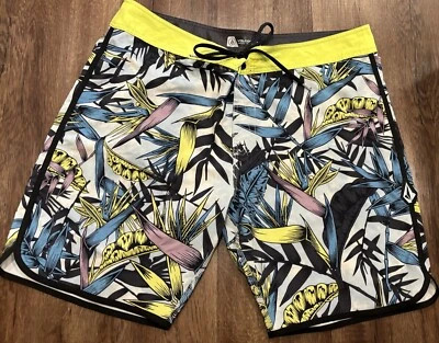 Volcom Mod Tech Swim Trunks - Size 38 - Image 1 of 2