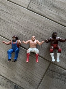 3 Junkyard Dog Thumb Wrestlers Black Action Figure 1985 WWF Titan Sports 4 in - Picture 1 of 5