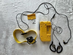 SONY Walkman Sports FM/AM Radio w Earbuds SRF-M70 VTG Yellow Gray TESTED Works - Picture 1 of 10