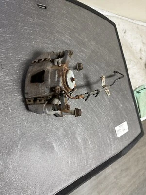 Pinza de freno trasera izquierda Ford F150 XLT 2018 3,5 L 4x4 OEM Foto 1 de 4