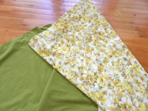 2 VINTAGE MUSLIN FLAT SHEETS AVOCADO GREEN & GOLD FLORAL, 60-70'S JC PENNEY TWIN - Picture 1 of 6