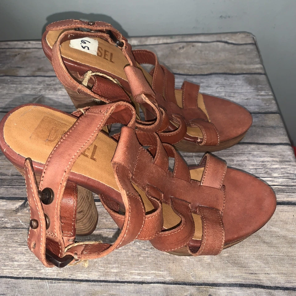 Zapatos de tacón Diesel para mujer de cuero marrón talla 37 talla US 6,5 EUC Foto 1 de 4