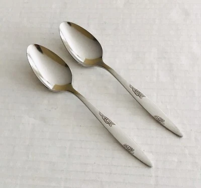 Oneida Stainless USA Rose Duet 2 Teaspoons Glossy - Image 1 of 4
