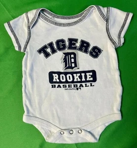 MLB Detroit Tigers White Bodysuit/Vest Newborn 0-3 months - Picture 1 of 3