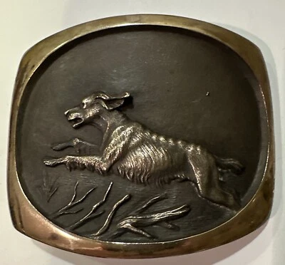 De colección 1979 Steven L Knight hebilla de cinturón de bronce escena de perro de caza Foto 1 de 4