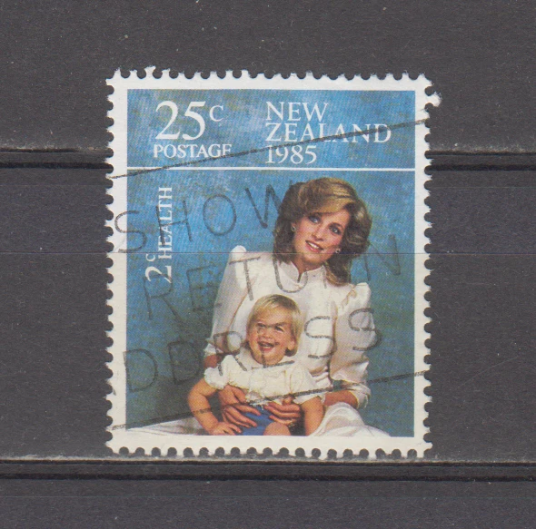 NEW ZEALAND :  1985 - USED  - SCOTT #  B121  SEMI-POSTAL - Image 1 of 1