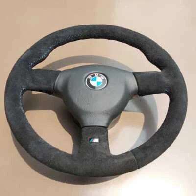 Volante BMW E30 MTech2 370 CAMURÇA ÁSPERA M Costura PREÇO REAL US$ 900 USD - Imagem 1 de 4