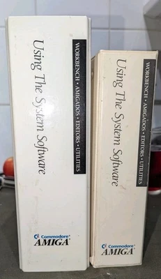 AMIGA TECHNICAL / USER MANUAL & FLOPPY DISKS SEE PHOTOS - Image 1 of 4