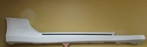 Chevrolet Camaro LS Rocker Molding Side Skirt Trim Summit White Passenger Side - Bild 1 von 14