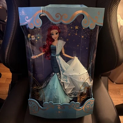 Muñeca Ariel Edición Limitada Colección Diseñador Disney Serie Mascarada Medianoche Foto 1 de 4