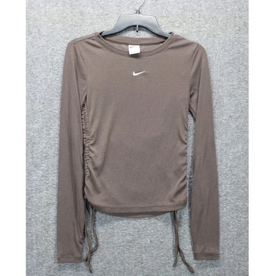 Nike Women's XS Brown Long Sleeve Crew Neck Ribbed Top - Image 1 of 4