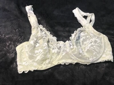 Sujetador LOVABLE Talla US 36B IT4B EU80B Underwed Sin Relleno Blanco Foto 1 de 4